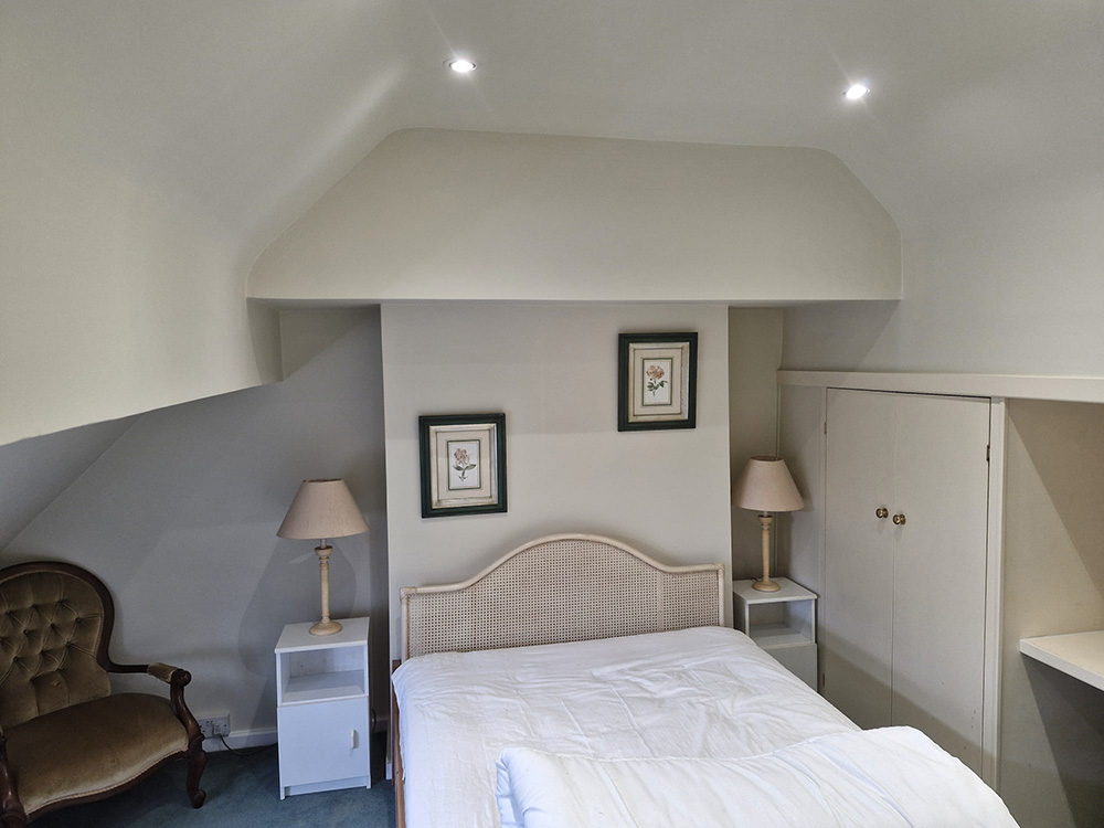 Decorating properties Knutsford